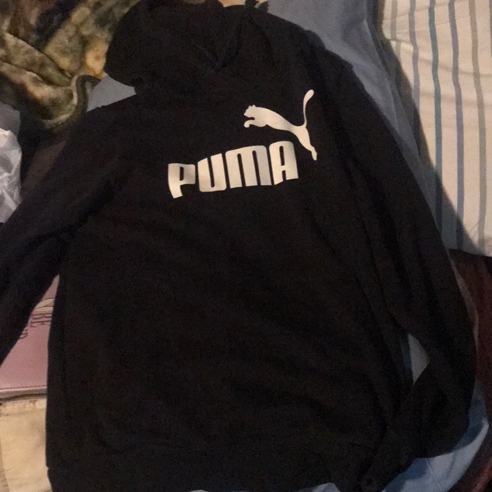 Black puma hoodie small